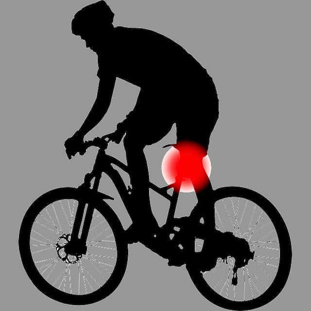 Fahrrad mit aufleuchtendem roten Rücklicht